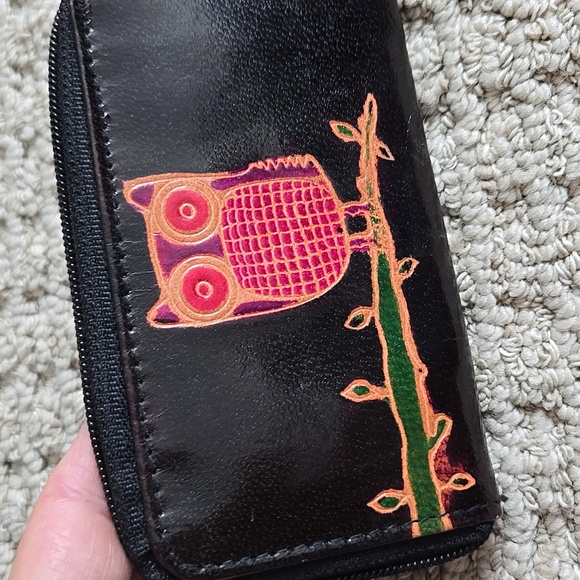 Small Leather Owl Zipper Wallet - Picture 3 of 4